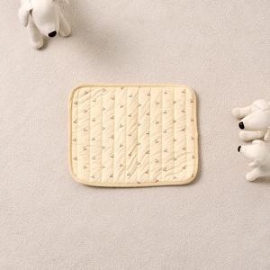 펫본 3도씨 시원한 3D메쉬 냉감패드 옐로우체리 50x40CM