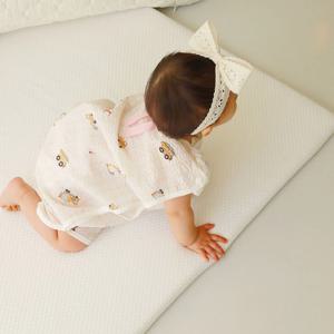 숨쉬는 에어홀 태열 아기토퍼 말랑 실리콘 유아 냉감 쿨매트 아기 침대패드
