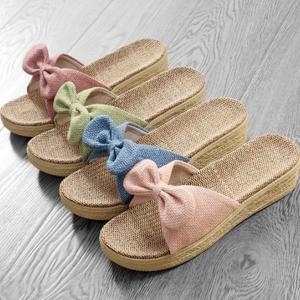 리본 내추럴 라탄 여름 슬리퍼 굽4cm 논슬립 왕골 린넨 실내화 휴양지 사무실 데일리 샌들