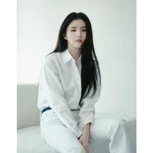 (신세계김해점)지오다노 NEW 여자 한소희 포플린 셔츠 345501