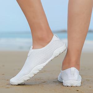 TEMU 여성용 빠른 건조 미끄럼 방지 통기성 워터 슈즈 - 수영, 하이킹, 해변, 피트니스, 낚시용 경량 메쉬 여름 신발 EVA 쿠션 및 고무 밑창 - 커플화, 슬림한 스포티 디자인 | 물을 밀어내는 구조, 수영화|아쿠아슈즈