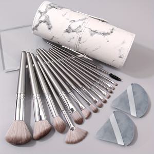 TEMU 17pcs 실버 눈 메이크업 브러시 세트, 부드러운 브리스틀 블러시, 파우더, 아이섀도우, 컨실러 및 아이라이너 브러시, 향이 없는, 스폰지 및 삼각형 공기 쿠션 퍼프 포함, 전원 공급이 필요하지 않음, 휴대용 대리석 케이스 포함
