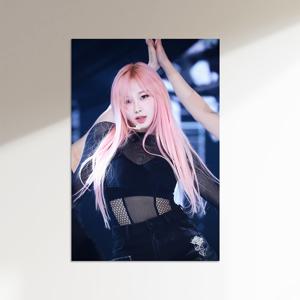 TEMU 1pc Aespa Gissella 캔버스 프린트, 12x18인치 프레임리스 벽화, K-Pop 아이돌 그룹 장식, 게이머 룸 장식, 팬 선물 아이디어, 캔버스 재질, 방 장식에 이상적