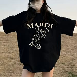 TEMU 여성용 오버사이즈 마르디 그라 점핑 도그 그래픽 티셔츠 - 블랙 & 화이트 레터링, 라운드넥 반팔 캐주얼 탑, 봄/여름용 루즈핏 티셔츠, 편안한 소재, 트렌디 디자인, 통기성 좋은 프린트 셔츠, 스트리트 스타일러블러스
