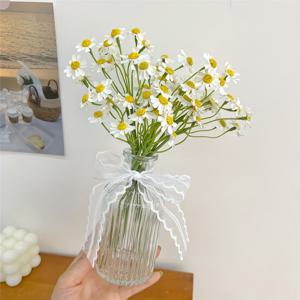 TEMU SHARKBEE 인공 화이트 데이지 꽃 2개 세트 10인치/25cm 리얼리스틱 패브릭 부케, 분홍꽃잎 포함, 화병 미포함 - 결혼식, 파티, 발렌타인데이, 어머니날, 졸업 선물용 홈 데코 | 자연스러운 모양의 장식 플로랄 어레인지먼트