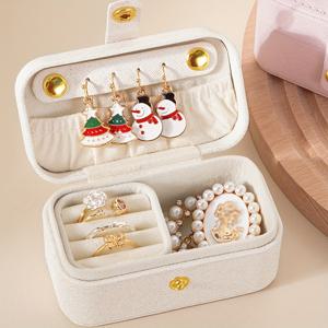 TEMU 1개 직사각형 주얼리 박스 - 소프트 핑크 안감, 안전한 잠금장치 & 다중 수납공간 디자인, 내구성 있는 패브릭 및 가죽 인테리어, 휴대용 먼지방지 케이스 (귀걸이/반지/목걸이 보관함) - 크리스마스/할로윈 선물, 여행용 주얼리 정리함, 우아한 액세서리 보관함|링귀걸이|립스틱