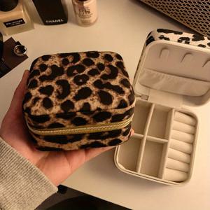 TEMU 1pc 클래식 프린트 보석 상자, 지퍼 클로저가 있는 휴대용 직물 정리함, 귀걸이, 반지, 목걸이를 위한 직사각형 테이블탑 보관함, 여행 및 파티 액세서리에 이상적, 보석 여행용 케이스