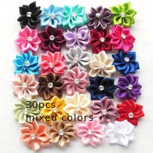 TEMU 30개 생동감 있는 새틴 꽃 리본과 반짝이는 라인스톤 센터 - 혼합 색상, 폴리에스테르, DIY 공예, 결혼식 장식, 데이 선물 및 기타 용도에 완벽, 부케 액세서리