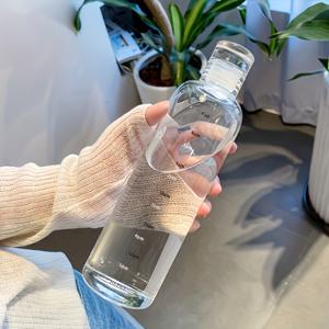 TEMU 1pc, 16.91 Oz/23.67 Oz, 손세척, 경량 둥근 디자인, 체육관, 하이킹, 스포츠에 적합한 BPA 프리 폴리카 물병, 시간 마커가 포함되어 있습니다.