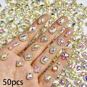 TEMU 50개 럭스 크래프트 합금 네일 아트 찬스, 이리디센트 라인스톤, 다양한 모양, DIY 코트 스타일 매니큐어 보석, 알코올 프리 네일 아트 장식, 카니발/마르티 그라스/마스케라드