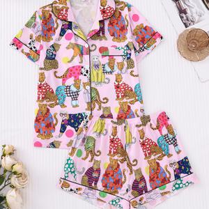 TEMU [2pcs 동물 호랑이 프린트 파자마 세트] 2pcs 여성용 캐주얼 폴리에스테르 파자마 세트, 동물 호랑이 프린트, 반팔 라펠 버튼업 셔츠와 신축성 있는 허리 반바지, 편안한 니트 소재 잠옷 및 루즈웨어 모든 계절에 적합합니다.