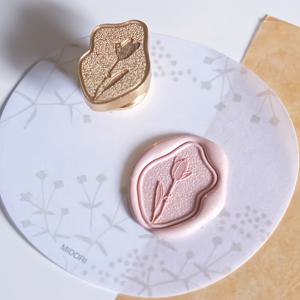 TEMU 단일 조각 구리 밀봉 왁스 스탬프 헤드, 직사각형 모양, 영어 스크립트, 수공 꽃 디자인, 네잎 클로버, 캠벨리아, 로즈, 플럼 블로섬, 로터스, 하이든지아, , 블루베리, 튤립으로 DIY 초대장 및 편지 밀봉|실링왁스