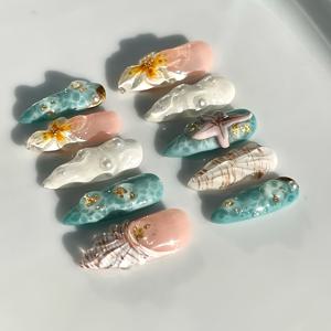 TEMU 10pcs 세트 알몸형으로 제작된 3D 네일, 다양한 색상의 바다를 소재로 한 디자인, 꽃, 별어미, 진주, 해조류 액세서리, 광택 있는 마무리, 여성 및 소녀용 매끄러운 길이, 일상 착용 및 선물