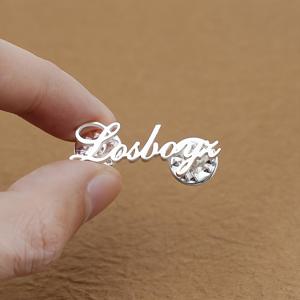 TEMU 개인 맞춤형 우아한 네임플레이트 브로치 - 304 스테인리스 스틸 각인 핀, 여성을 위한 일상용 주얼리 선물, 내구성 있고 시대를 초월한 디자인