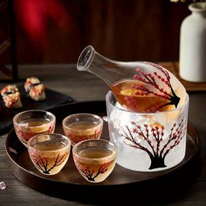 TEMU 6pcs 일본 벚꽃 유리 세트 - 재사용 가능, 긁힘 방지, 우아한 나무 디자인을 갖춘 사케 및 소주 컵, 봄과 여름의 모임에 완벽한 사케 서비스 세트 | 벚꽃 테마 | 재사용 가능한 유리 세트