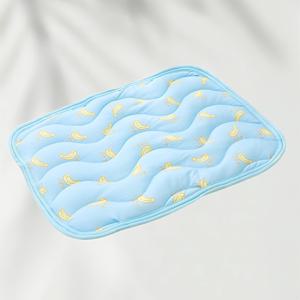 TEMU 개와 고양이를 위한 통기성 냉각 애완 동물 매트 - 여름 편안함, 과일 패턴이 있는 사각형 폴리에스터 침구, 소형에서 대형견까지 적합, 내구성 있고 청소가 쉬움, 애완 동물 냉각 매트 | 과일 패턴 매트 | 내구성 있는 소재, 개 침구 매트