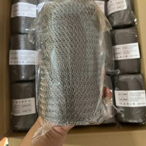TEMU 쥐 방지용 스테인리스 스틸 와이어 메쉬 롤 5인치 x 20피트, 유연한 이중층 틈새 차단기 - 정원 및 집 창문용 와이어 메쉬, 설치용 바리케이드