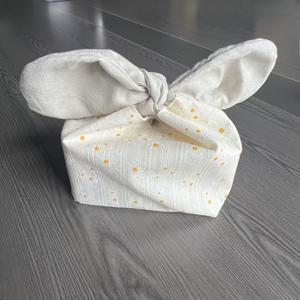 TEMU 1pc 비식용 귀여운 토끼 귀 절연 도시락 가방 - 가벼우며, 소형이며, 재사용 가능한 토트, 화려한 꽃 디자인, 학생 및 사무직자에게 이상적, 도시락 가방 | 재미있는 액세서리 | 내구성 있는 직물, 도시락 가방