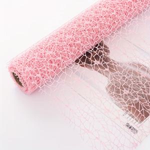 TEMU 1롤 핑크 홀로우 메쉬 테이블 러너 - 웨딩, 생일 파티 장식, DIY 꽃꽂이 및 사탕 포장용 우아한 폴리에스터 원단, 생일 파티 용품 | 투명 장식 | 복잡한 패턴