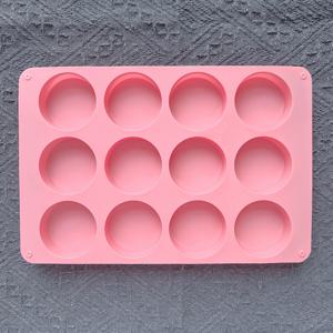 TEMU 1pc 실리콘 베이킹 몰드 - 12구형 대형 실린더 모양으로 원형 케이크, 초콜릿, 및 손수 제작된 비누에 적합 - 추수 감사절 휴일 트리트에 완벽