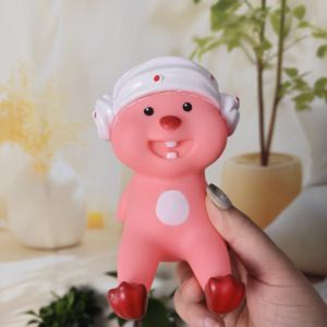 TEMU 1pc 귀여운 애니메이션 캐릭터 폰 스탠드, 사무실 책상, 거실, 장식품, 조각품, 선물, 인형, 가정 장식에 적합합니다.