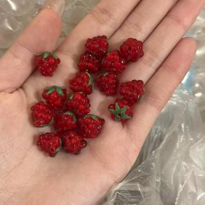 TEMU DIY 주얼리 만들기용 - 팔찌, 귀걸이 및 수제 액세서리에 완벽한, 다양한 색상(빨강, 오렌지, 녹색, 보라, 노랑)의 12mm 투명 스페이서 비즈가 있는 딸기 모양 유리 구슬 6개 세트
