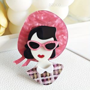 TEMU 1개 빈티지 영감 수제 아크릴 브로치 핀 - 체크무늬와 패션 피규어 디자인의 우아한 레트로 핀, 스카프, 가방, 모자용 불규칙한 형태 - 여성용 독특한 패션 액세서리