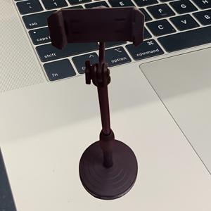TEMU 조절 가능한 높이 데스크탑 폰 스탠드, 360도 회전 가능한 스마트폰 홀더, 라이브 스트리밍 및 사진 촬영을 위한 안전한 손잡이, 내구성 있는 플라스틱 소재, 데스크탑 액세서리 | 세련된 검은색 스탠드 | 유연한 팔 디자인|그립톡
