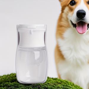 TEMU 휴대용 개 물병 - 야외 산책을 위한 접이식 여행 컵과 리드 부착물, 반사 디자인, PET 소재, 연한 파랑색, 핑크색 및 흰색으로 제공, 야외 애완동물 액세서리 | 반사 애완동물 컵 | 애완동물 소재 병