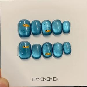 TEMU 10pcs 짧은 타원형 인조 손톱, 파란색 짧은 손톱, 간단한 손톱, 노란색 물고기 장식, 여행에 필수, 여름 바다, 제거 가능