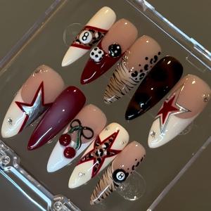 TEMU 10개 세트 핸드메이드 화이트 & 블랙 당구 주사위 보우 체리 글리터 라인스톤 짧은 아몬드 인조 네일, 젤리 접착제 및 네일 파일 포함 - 모든 남녀에게 완벽한 선물