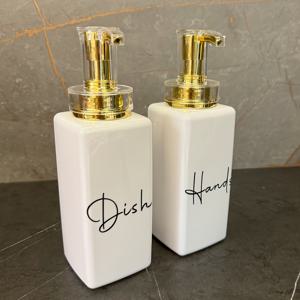 TEMU 2개 세트 카운터탑 비누 분무기 500ml - 독립형, 플라스틱, 우아한 로션 펌프, S 및 액체용, 공간 절약형 사각 병, 금색 펌프 - 세련된 욕실 및 가정용 액세서리, 전기 없음, 할로윈, 크리스마스 장식