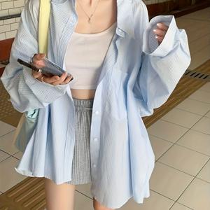 TEMU 여성용 캐주얼 긴팔 셔츠 재킷 - 루즈핏 버튼 프론트 카디건, 수직 블루 & 화이트 줄무늬, 가벼운 봄 여름 가을 레이어링 탑, 클래식 칼라 디자인, 통기성 원단