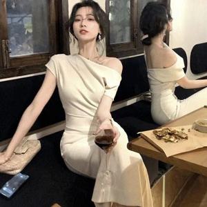 [당일출고] 거효 하객룩 브라이덜샤워원피스 블랙 화이트 봄 여름 가을 오프숄더 롱원피스 르뚜앙