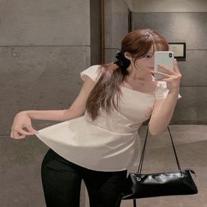 사브엘 셔링 블라우스(퍼프블라우스 여름블라우스 반팔 반팔블라우스 셔링블라우스 플레어 스모크 퍼프 청순 데이트룩 하객룩 모임룩 격식룩 데일리룩)
