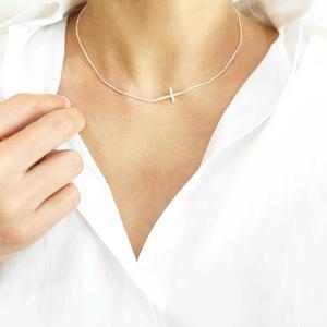 제이요니/둥근뱀줄 십자가 실버목걸이