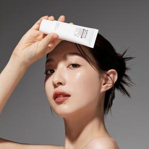 아이제제 블랙커민 NEM 블리스 선크림 50ml / SPF 50+ PA++++