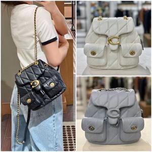 코치/COACH TABBY BACKPACK 백팩 퀼팅 체인 여성가방크로스백 CU076 B4BK