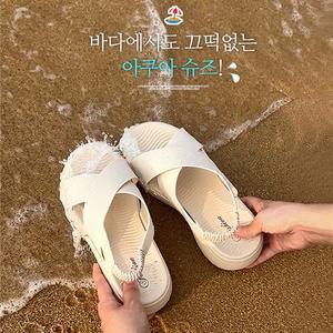 [바닐라슈] 이루즈 소프트X탑 백밴딩 아쿠아 통굽 샌들(4cm)