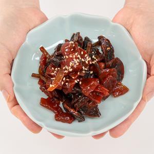 6종 재료가 혼합된 모듬장아찌 순창 고추장양념 500g 장담아