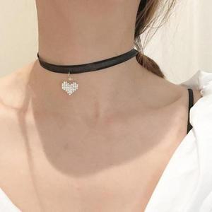[셀러허브]초커목걸이 실버 일호스토어 하트 초커 시스루 / (3fbfC) (S30426006)