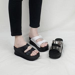 [디아]망다 국산 버클장식 두줄 스트랩 통굽 키높이 슬리퍼 7cm