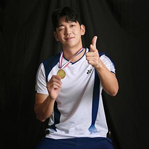 요넥스 242TS003M 남성 반팔 티셔츠
