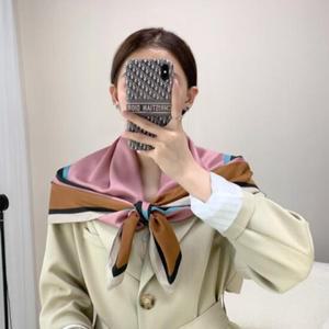 엔비 슬리밍 스카프 여성 간절기 미니 사각 쁘띠