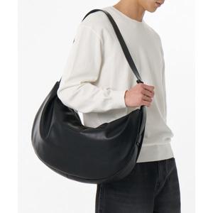 무신사스탠다드 MUSINSA STANDARD 신세틱 레더 호보 메신저 백 [블랙] MEEBG025-BK 1777091