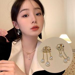 [홀리지]뷰이 고급진 골드 진주 드롭 포인트 패션 귀걸이