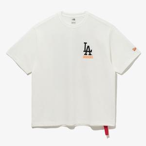 [국내매장판] 뉴에라 25SS 반팔 티셔츠 MLB LA 다저스 포스터 오프 화이트