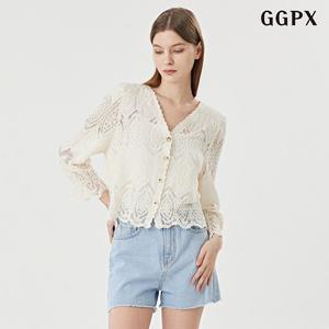페미닌 레이스 펀칭 버튼 긴팔 블라우스 (GOBBA038D)