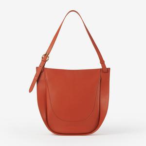[리퍼브/호재] SADDLE SHOULDER(새들 숄더)_PAPRIKA / 정가 298,000원