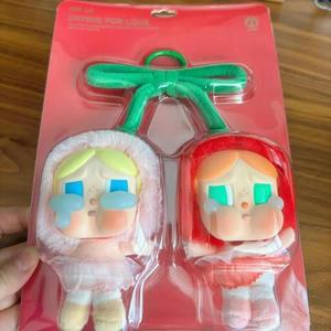 정품 Crybaby 사랑을 위해 울다 체리 시리즈 비닐 얼굴 인형 교수형 카드 액션 피규어 당신을 사랑합니다